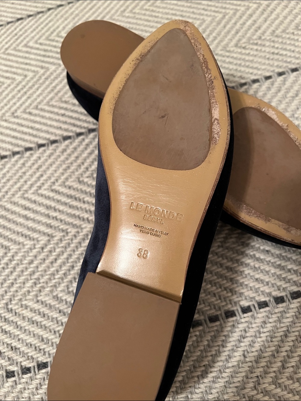 Le Monde Beryl Velvet Loafers, Size 38 - Picture 3 of 3